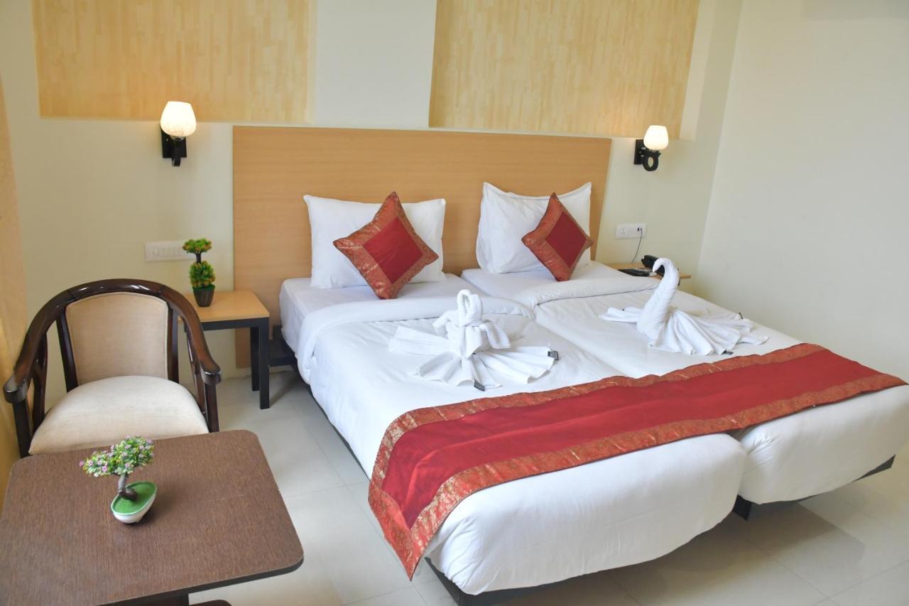 Hotel Yatharth Inn Varanasi Ngoại thất bức ảnh