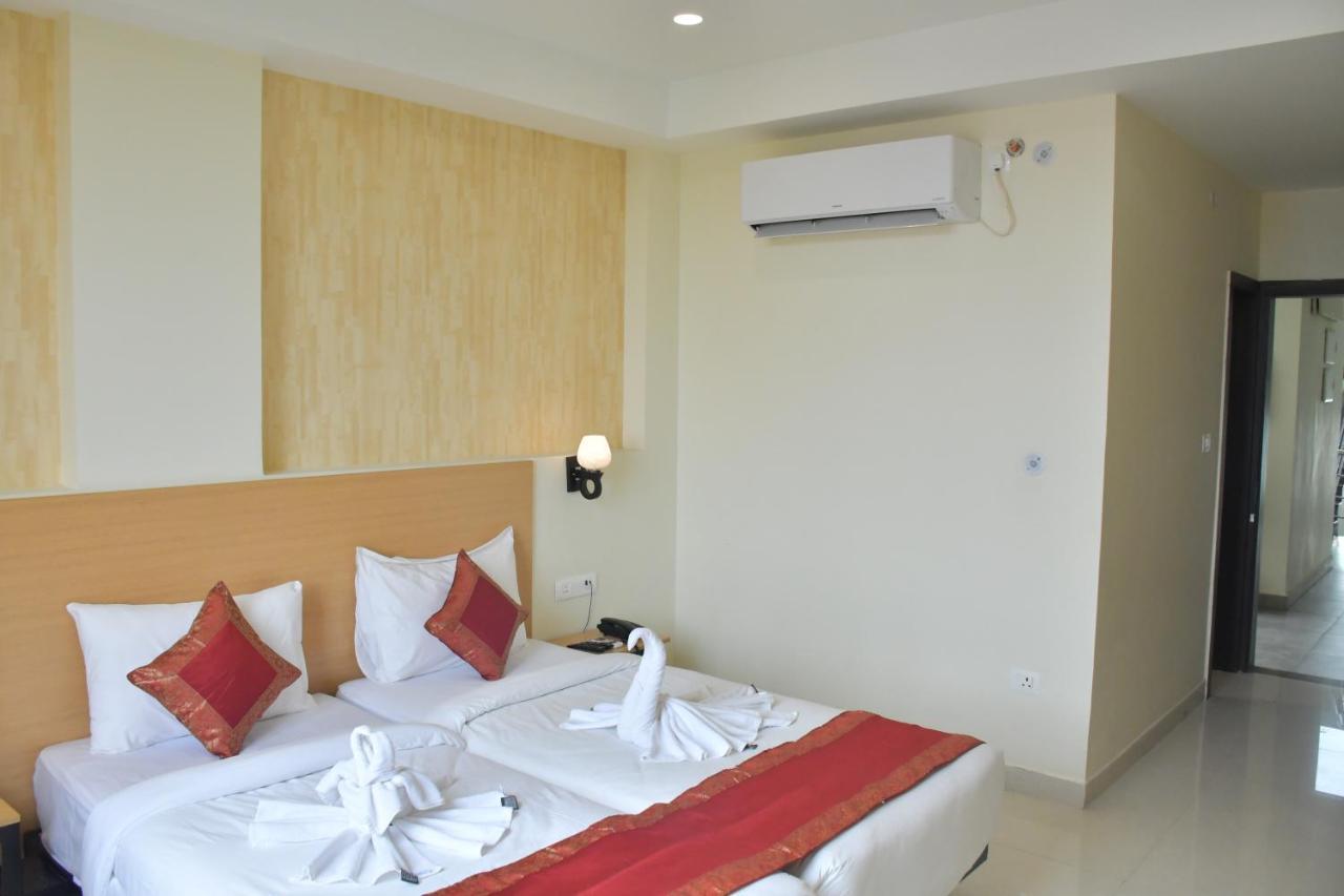 Hotel Yatharth Inn Varanasi Ngoại thất bức ảnh