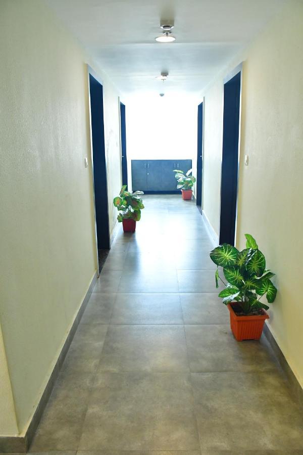 Hotel Yatharth Inn Varanasi Ngoại thất bức ảnh