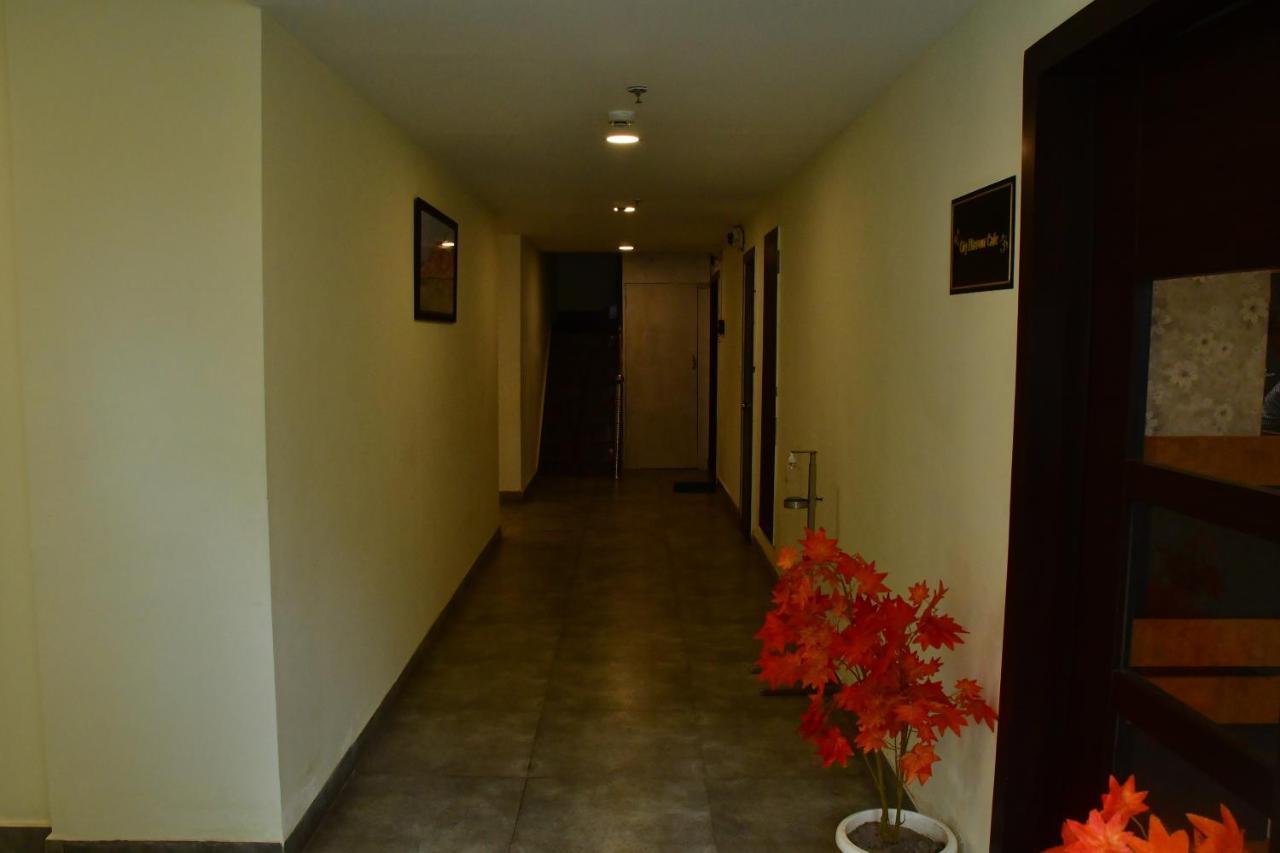 Hotel Yatharth Inn Varanasi Ngoại thất bức ảnh