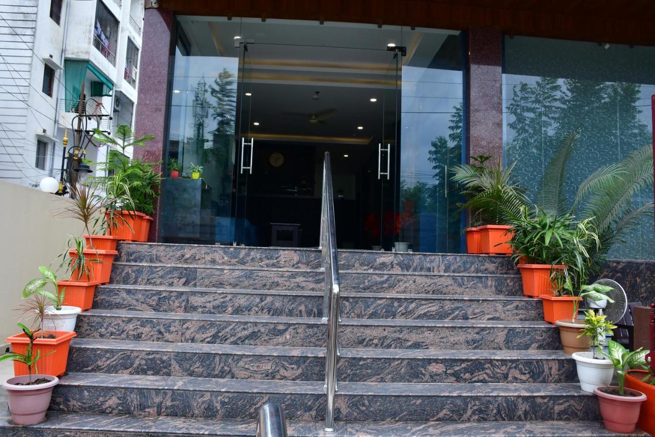 Hotel Yatharth Inn Varanasi Ngoại thất bức ảnh